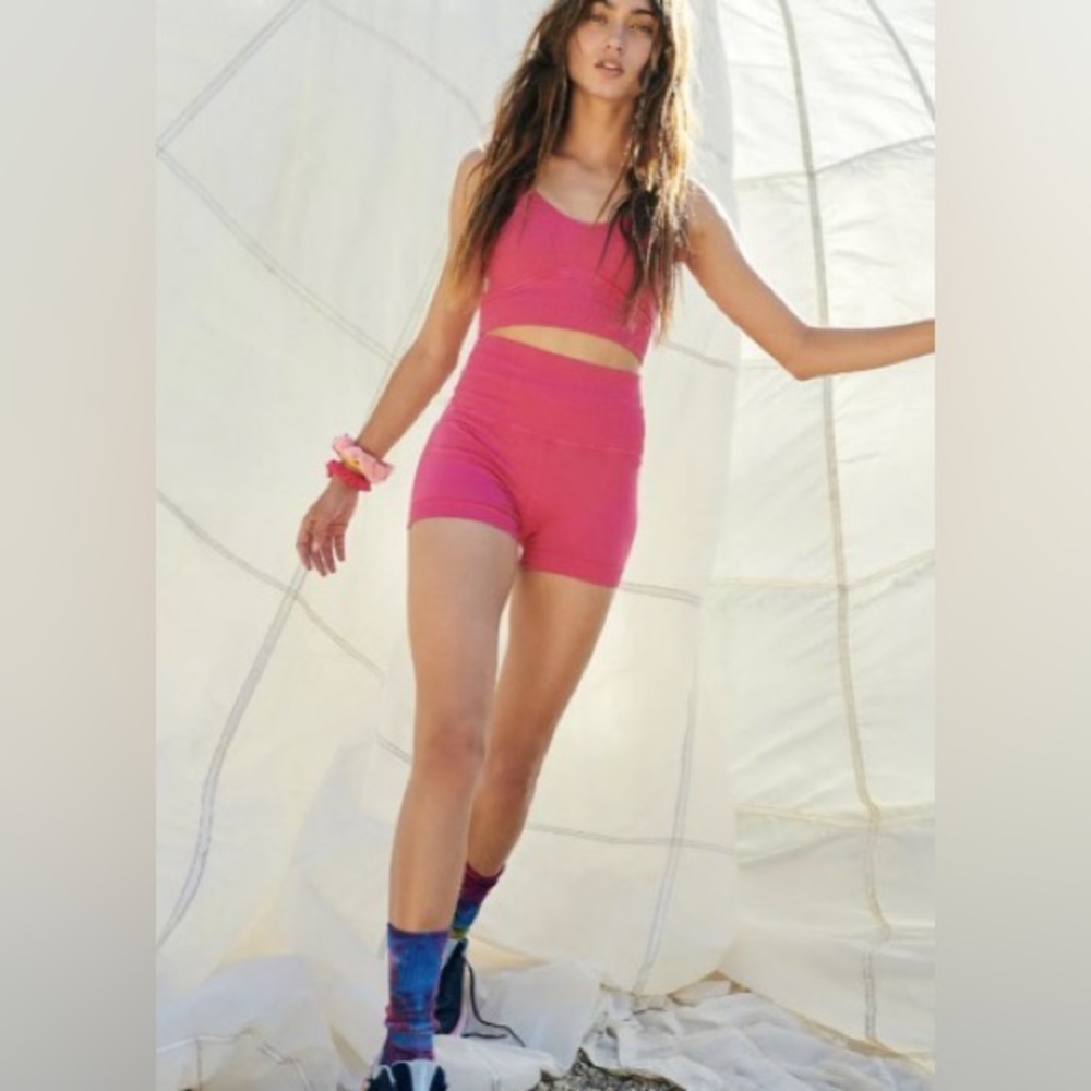 Free People FP Movement Good Karma Running Short hot Pink size XS/S